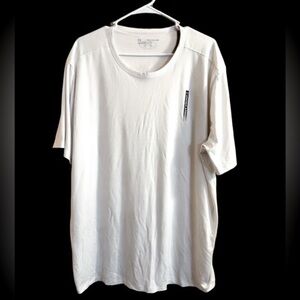 Men’s Under Armour Short Sleeve T-Shirt - Size XXL - NWOT